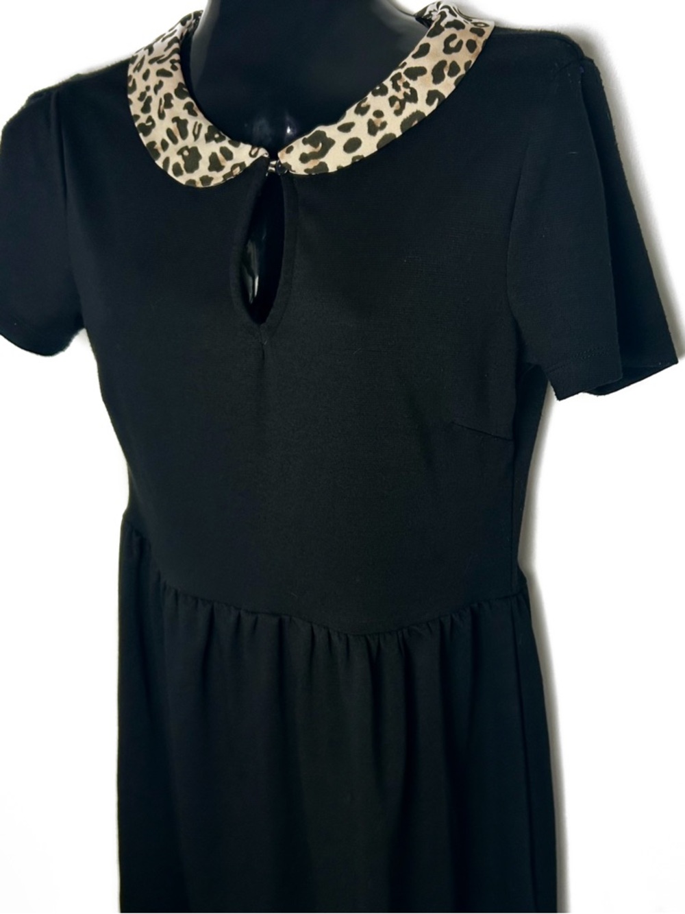 Forever 21 Black Dress with Leopard Print Collar - Picture 8 of 13
